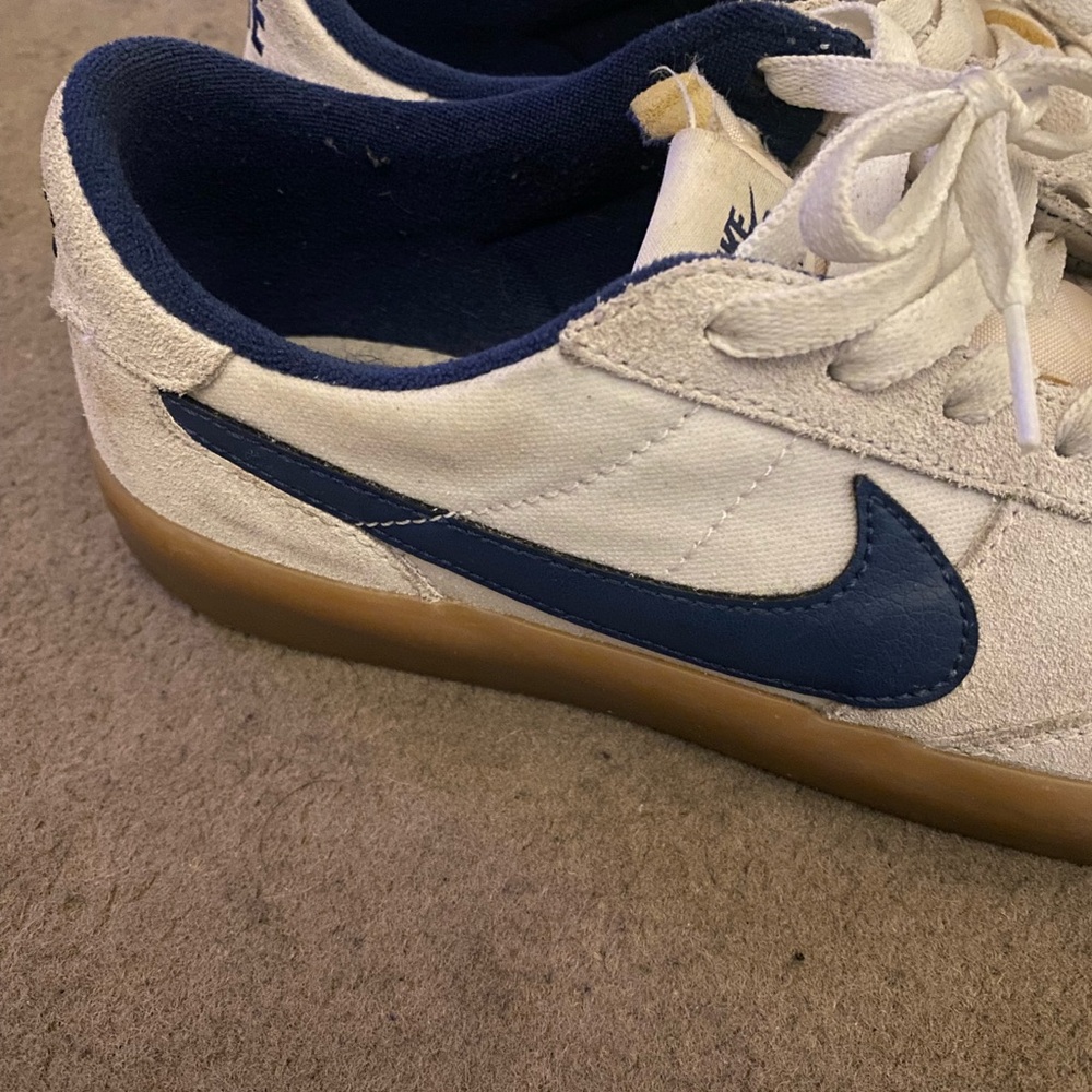 Nike SB Heritage Vulc Men's White and Navy Sneakers with Gum Sole - Picture 3 of 3